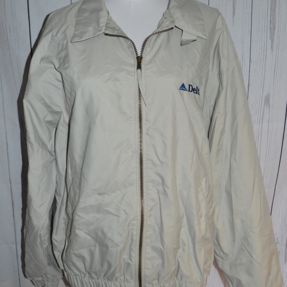 Dunbrooke Other - Delta Dunbrooke Khaki Windbreaker Coat